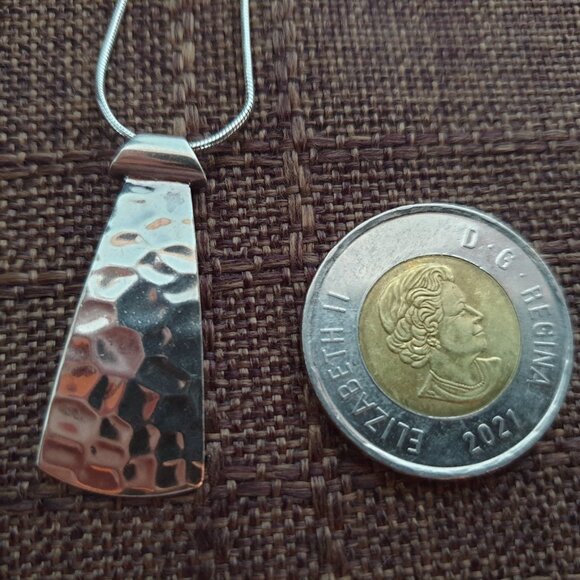 Vintage Retired SILPADA 925 Sterling Silver Hammered Pendant Necklace - Picture 4 of 11